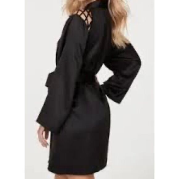 Frederick’s of Hollywood Black Summer Lattice Lacing Robe 2X - Picture 2 of 3